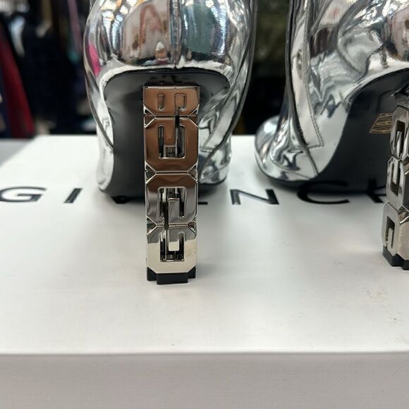 GIVENCHY BOOTS - Picture 5 of 11